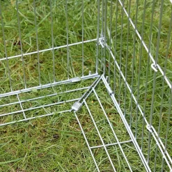 Kerbl 4-kulmainen ulkokotelo, jossa on pakoeste ja verkkokatto, suuri