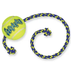 KONG SqueakAir Ball köydellä