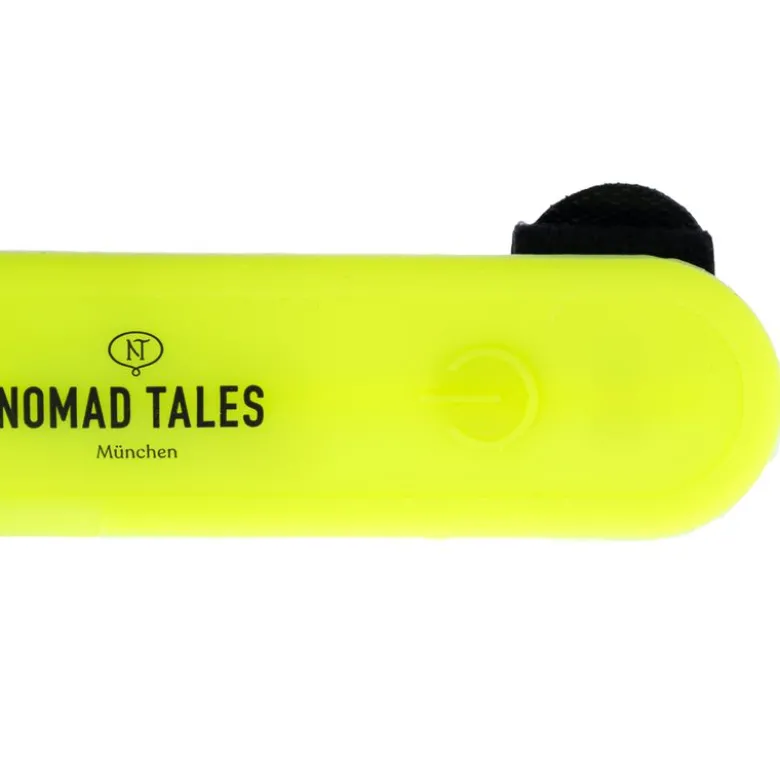 Nomad Tales Spirit USB -valaiseva silikoninauha