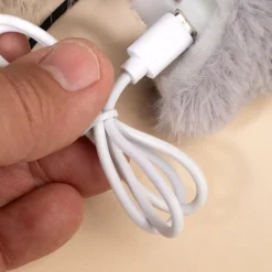 TIAKI -elektroninen kissanonki kalliokiipijä höyhenillä