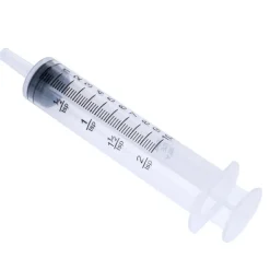 TIAKI-hoitosetti kissoille ja koirille