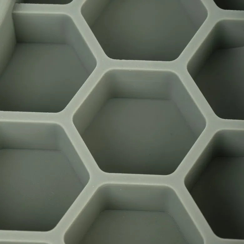 TIAKI Honeycomb Slow Feeder -silikonikuppi