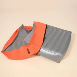 TIAKI -ilmalla täytettävä koiranpeti